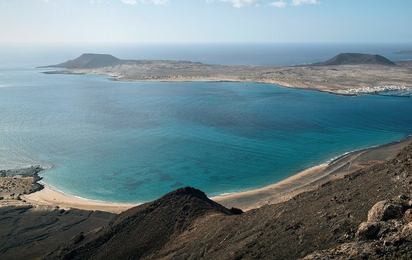 Explorez les merveilles des canaries : votre guide écoresponsable